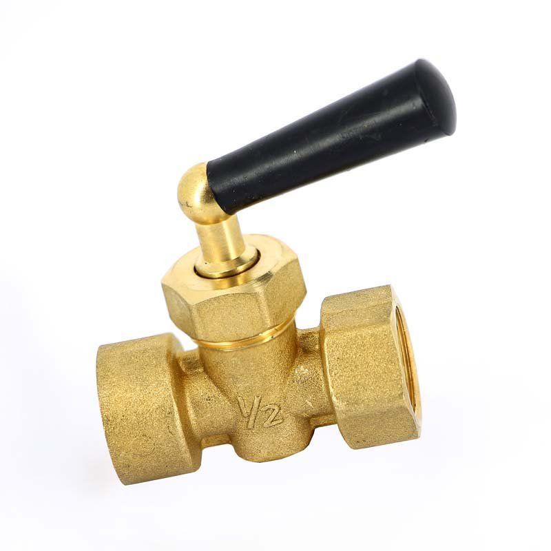 Кран ВВ трехходовой 1/2" RM-MM для манометров WATTS 10009480