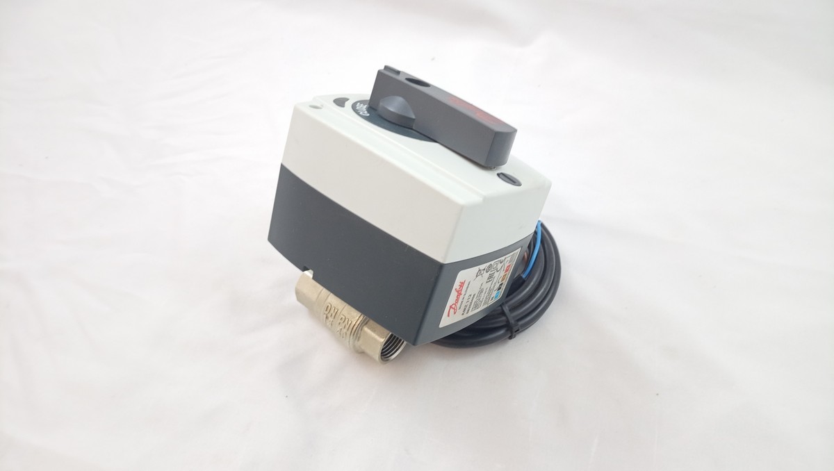 Danfoss 082G5406 - AMZ 112 кран шар 2х поз Ду15 э/п 230В