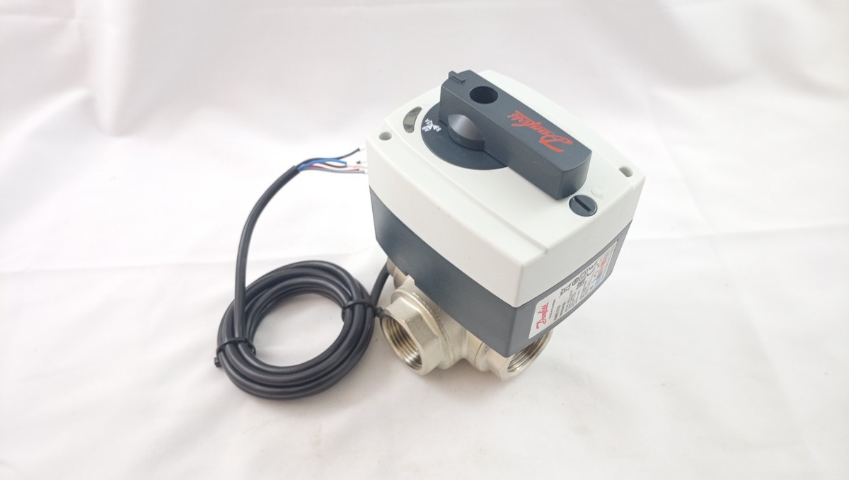 Danfoss 082G5420 - AMZ 113 двухпозиционный зональный кран , Ду 25 напряжение питания 230 В