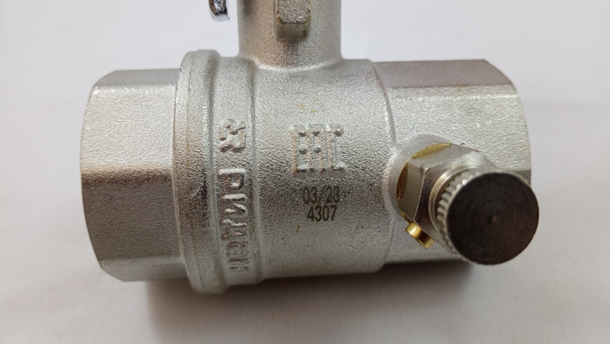Ridan 065B8319R - BVR-DR Кран шаровой РИДАН PN40 DN32 с внутренней резьбой и спускным элементом; Т от -20С ...+110С; материал корпуса латунь CW602N