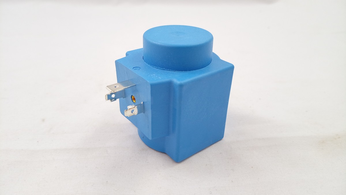 Danfoss 018F7358 - Катушка электромагнитная BB024AS, напряжение питания 24 В пер. тока, 50 Гц, мощность 10 Вт, присоединение защелкой