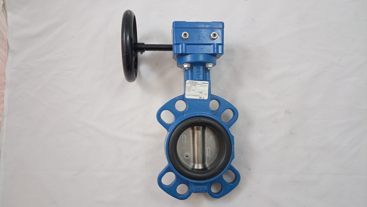 Danfoss 065B7441 - VFY-WG затвор дисковый DN65 PN16 корп. GG25 с центр. проуш.; Диск- AISI 316; упл. EPDM; С редуктором Использовать ответные фланцы по ГОСТ 33259-2015 исполнение В, тип 11